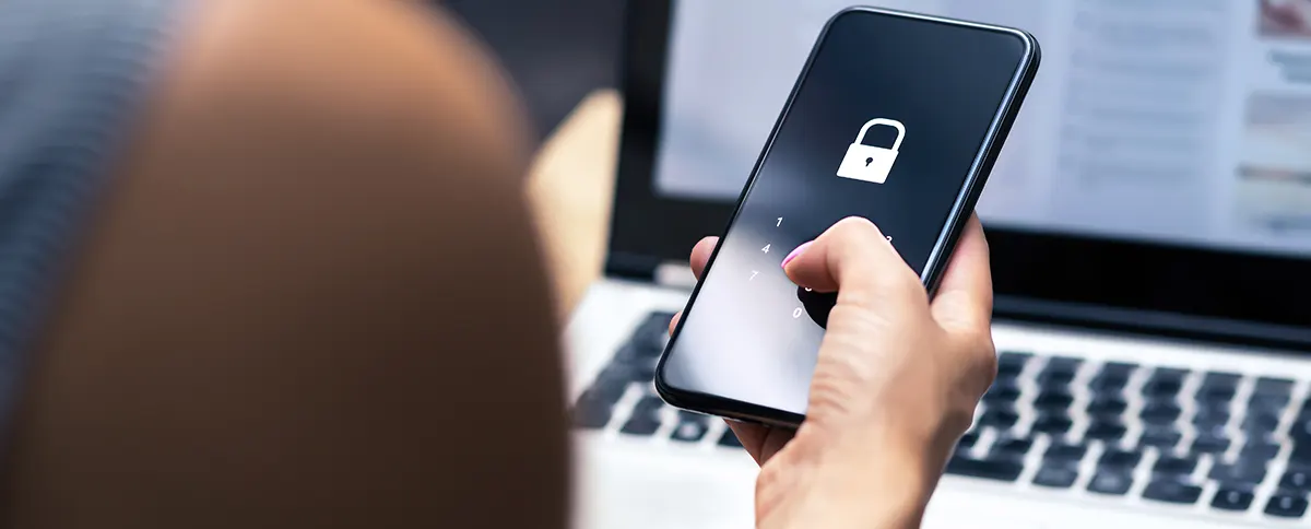 ¿Cómo aborda la ciberseguridad la ISO 27001?